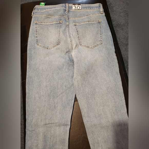 NWT GAP High Waist Straight Leg Jeans - Picture 3 of 7